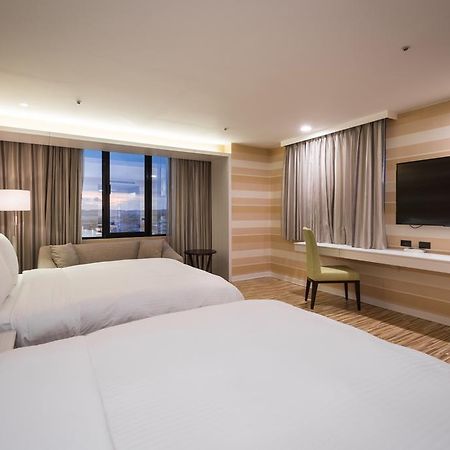 Wemeet Hotel Pingtung Екстериор снимка