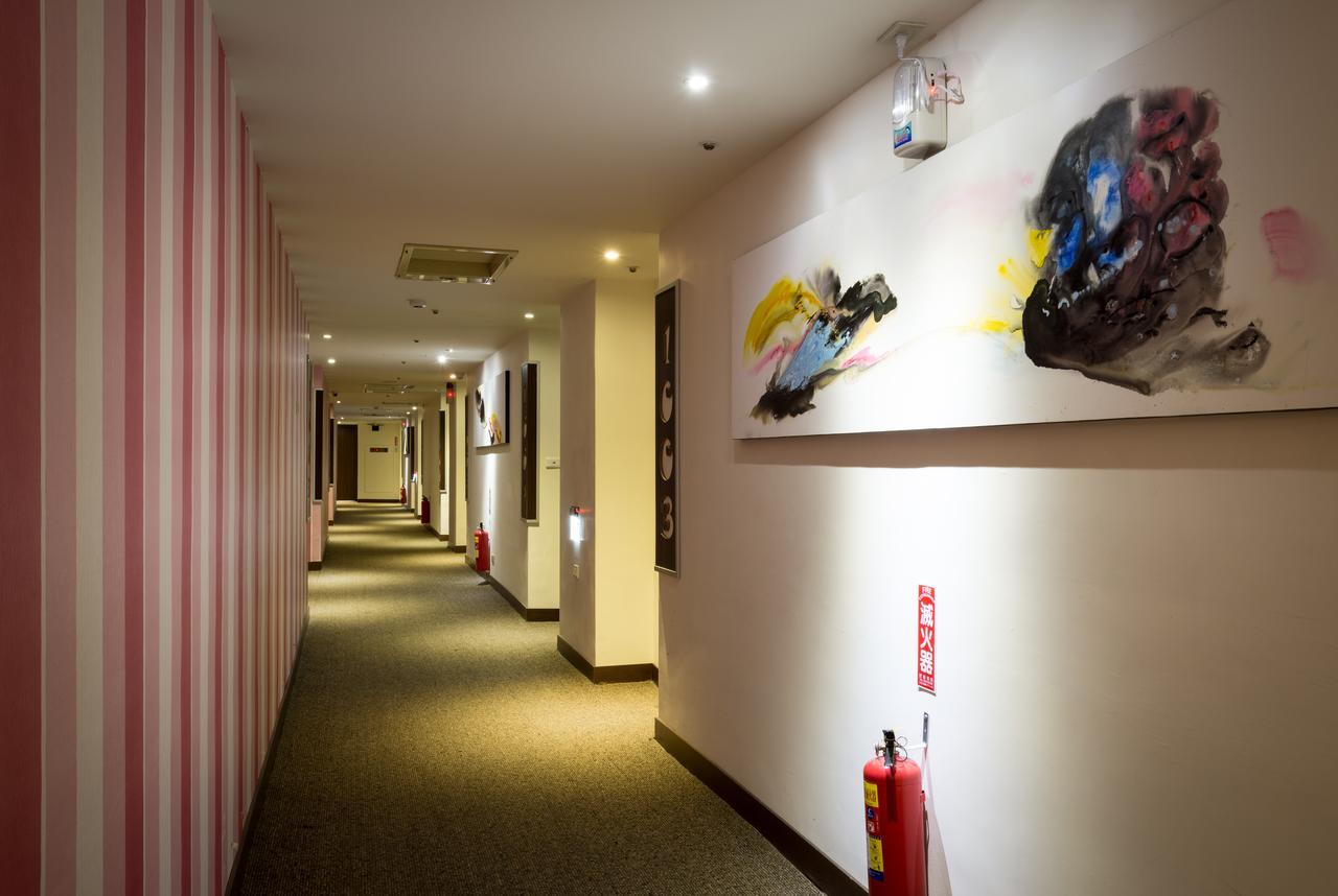Wemeet Hotel Pingtung Екстериор снимка
