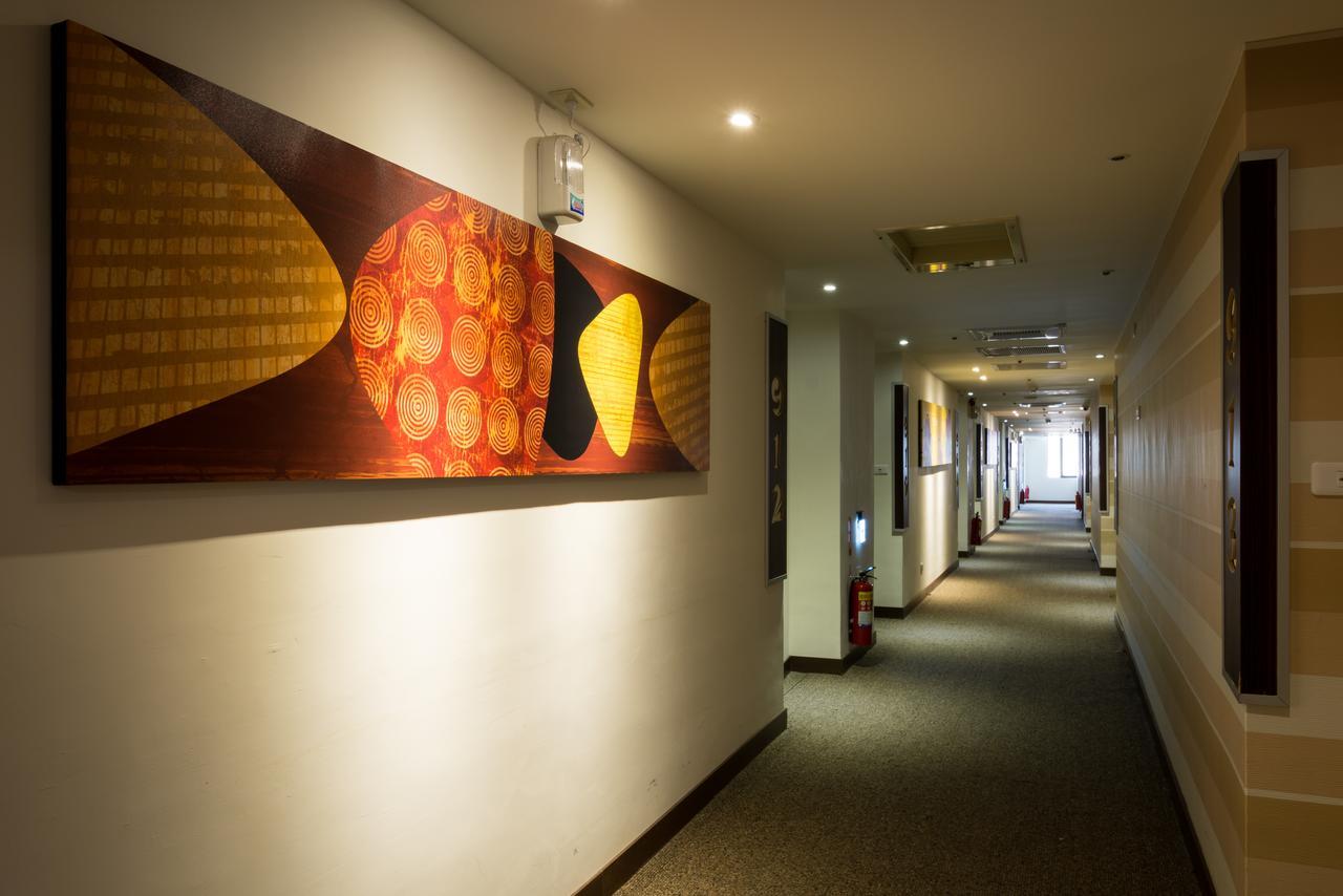 Wemeet Hotel Pingtung Екстериор снимка