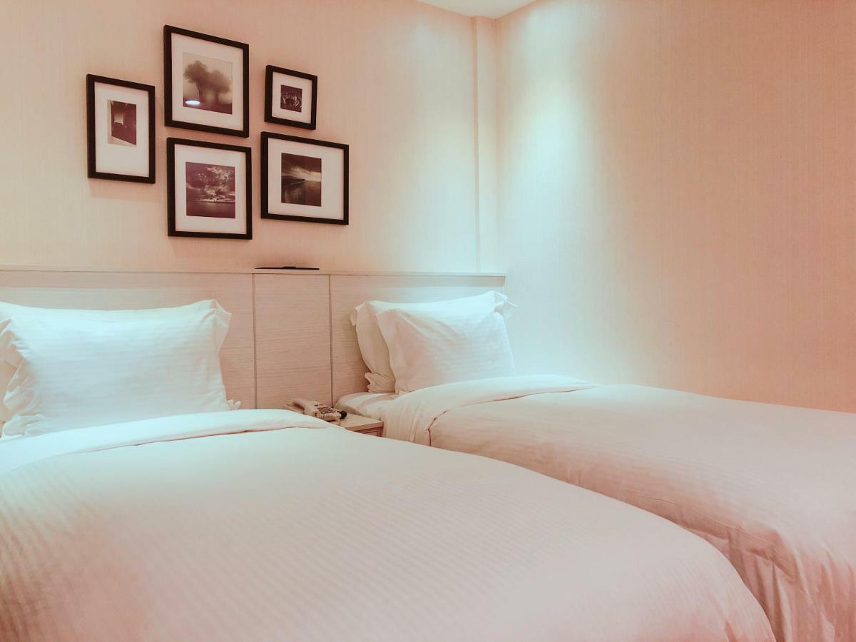 Wemeet Hotel Pingtung Екстериор снимка